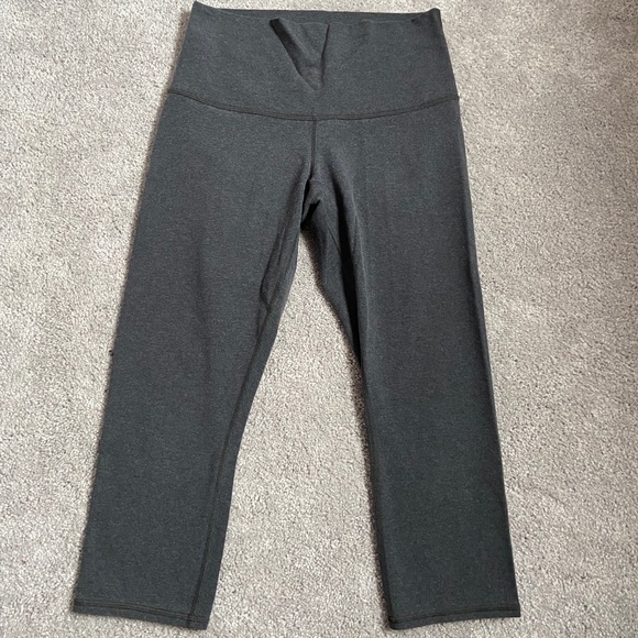 lululemon athletica Pants - Lululemon High Rise Cropped Wunder Under 8